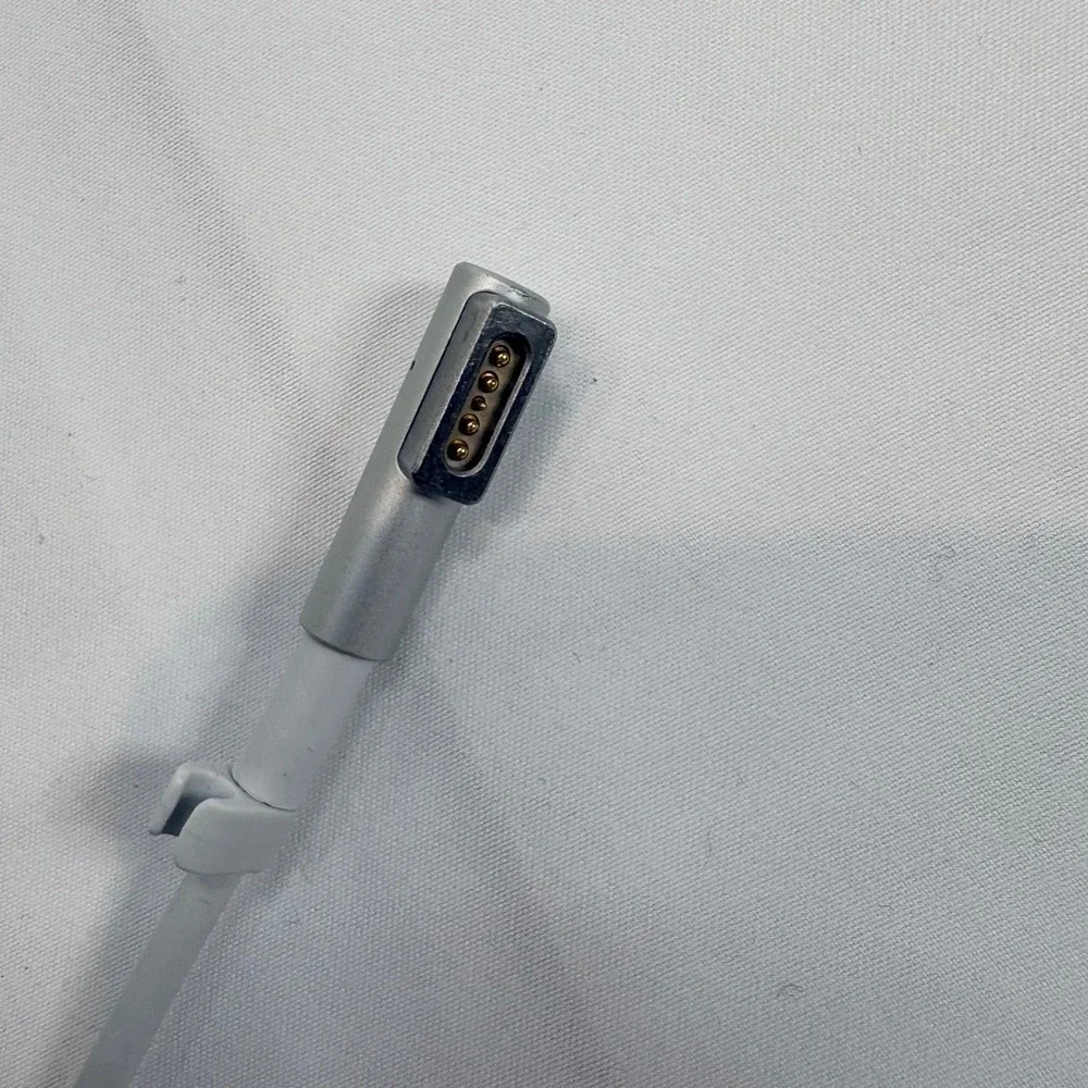 NEW Apple 60W MagSafe Power Adapter MacBook Charger MC461LLA L-Tip NEW IN BOX